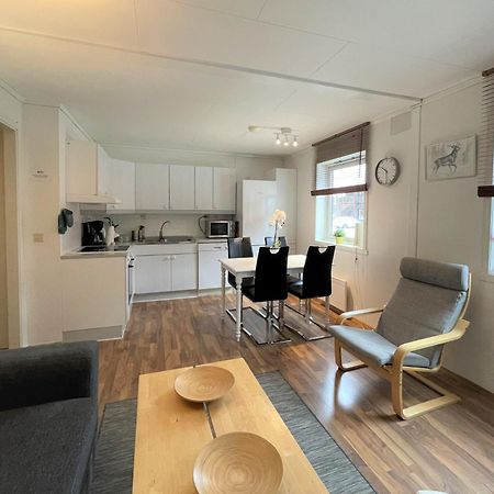 Lassiebyn 10 Entire Apartment With Parking & Kitchen Branäs Exterior foto